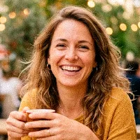 Maria Oliveira